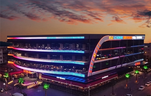 Shopping Malls