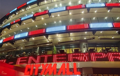 Shopping Malls