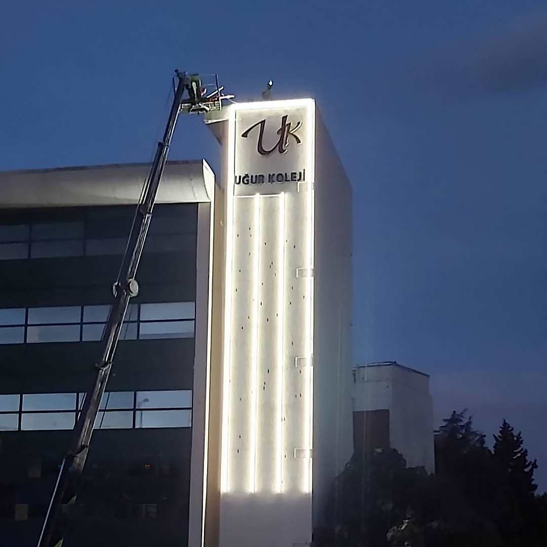 Ugur College Experiences Aesthetic Lighting with Skyliner!