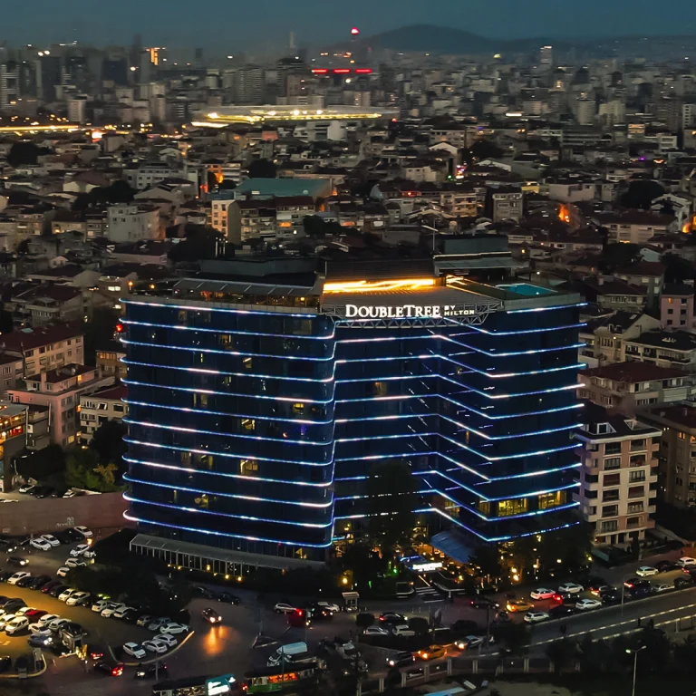İstanbul Kadıköy Double Tree by Hilton Moda Dış Cephe Animasyonlu Aydınlatma projesi